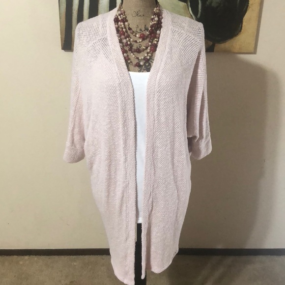 Velvet by Graham & Spencer Sweaters - Velvet By Graham & Spencer Small Pink Cardigan